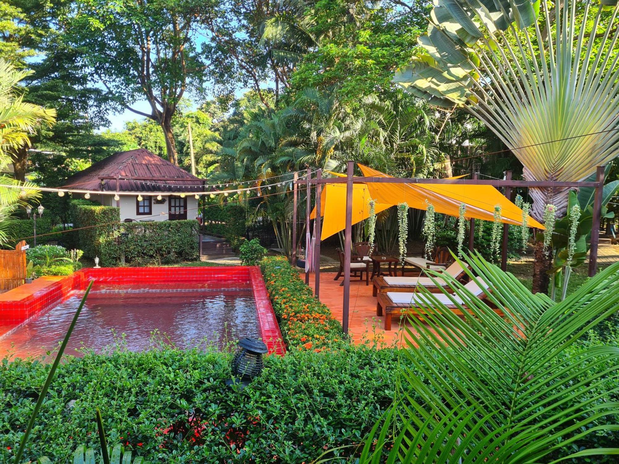 Red Moon Hideaway Hotell Koh Chang Exteriör bild