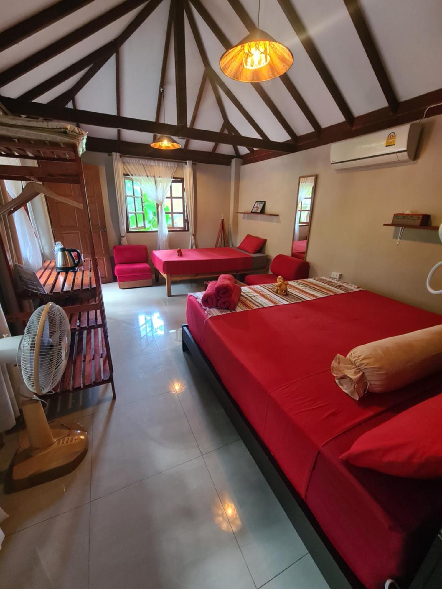 Red Moon Hideaway Hotell Koh Chang Exteriör bild