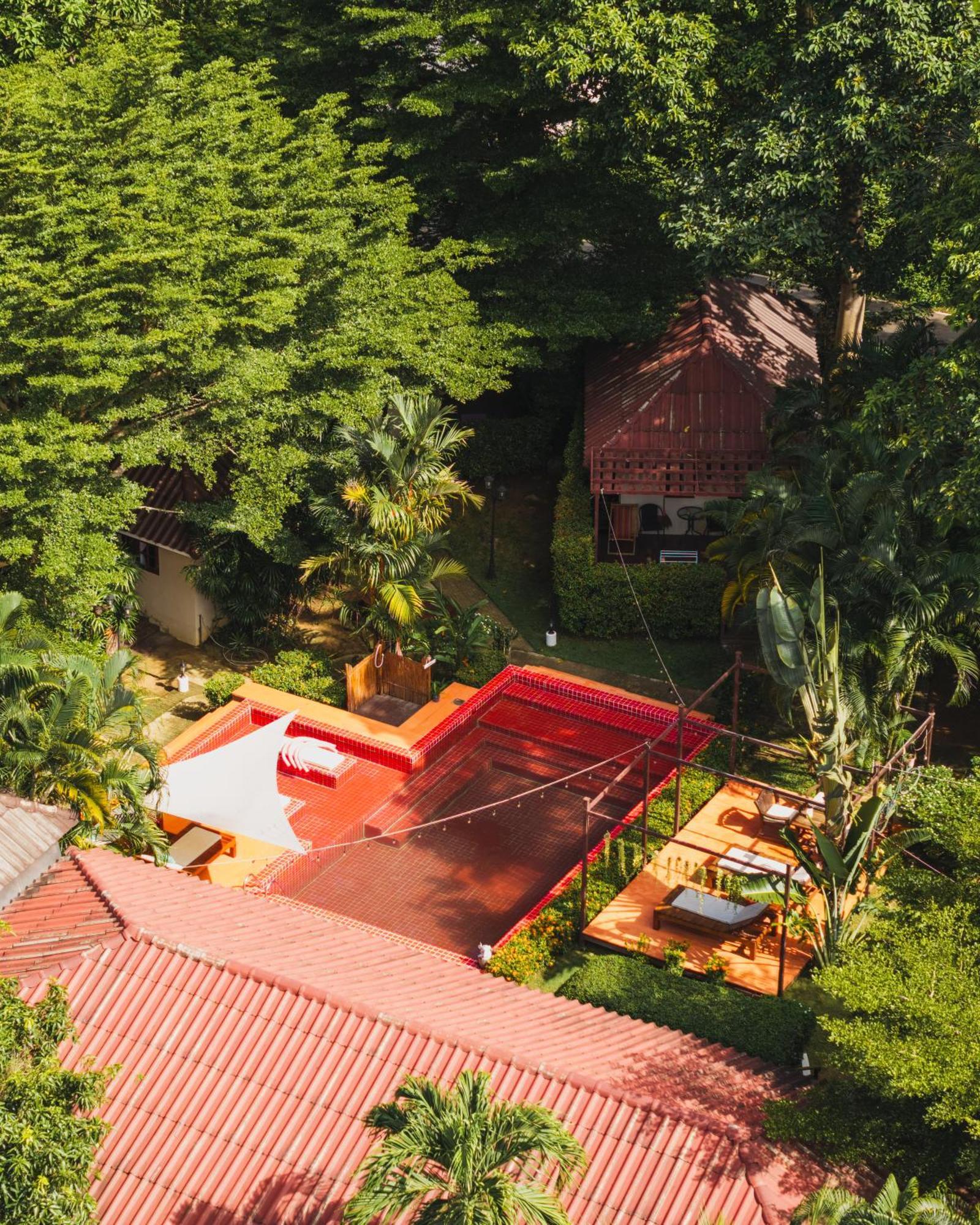 Red Moon Hideaway Hotell Koh Chang Exteriör bild